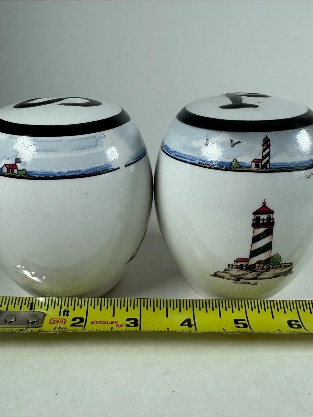 Totally Today Coastal Lighthouse Nautical Salt Pepper Shakers 4